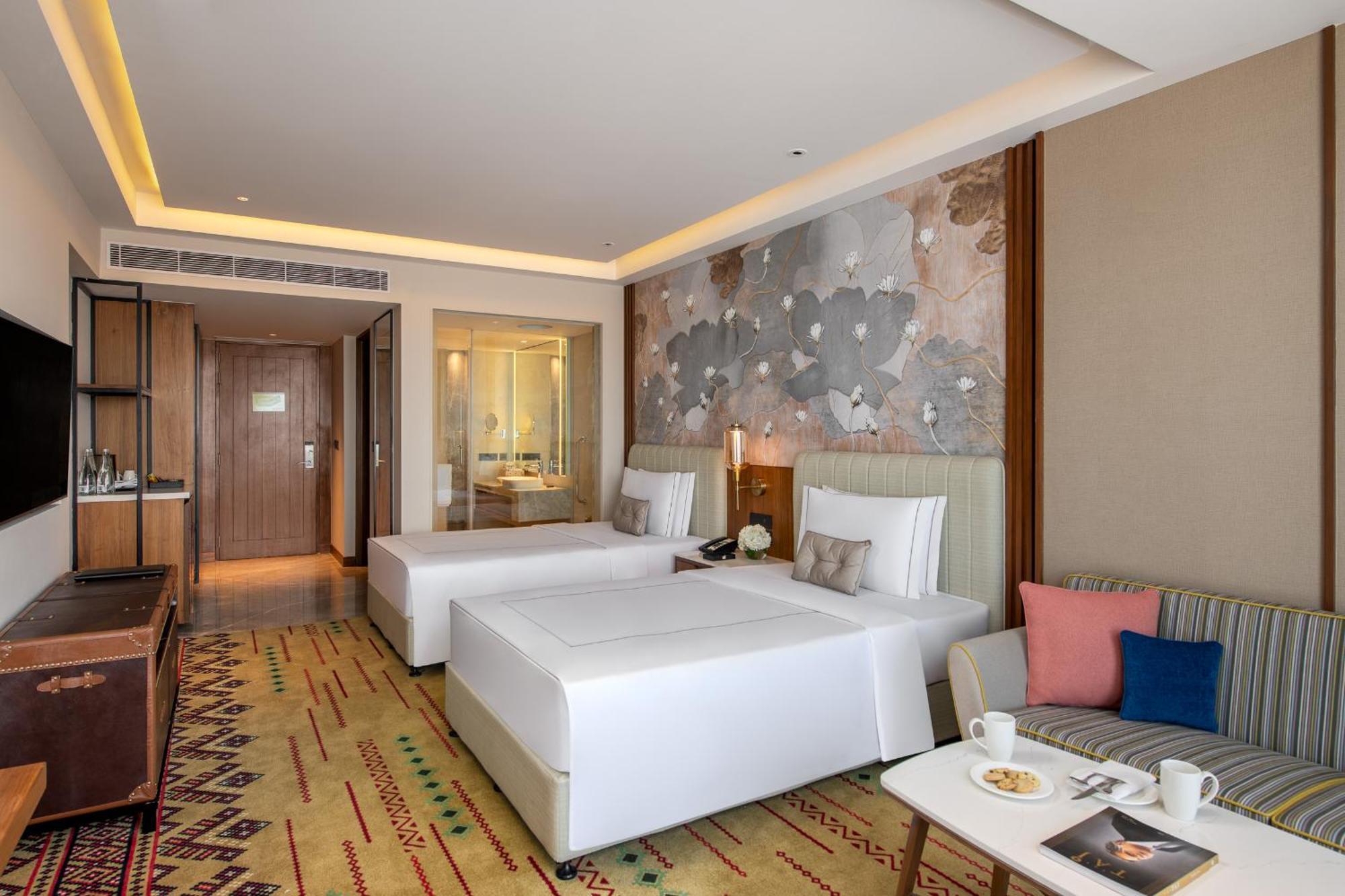Taj Mussoorie Foothills, Dehradun Hotell Exteriör bild