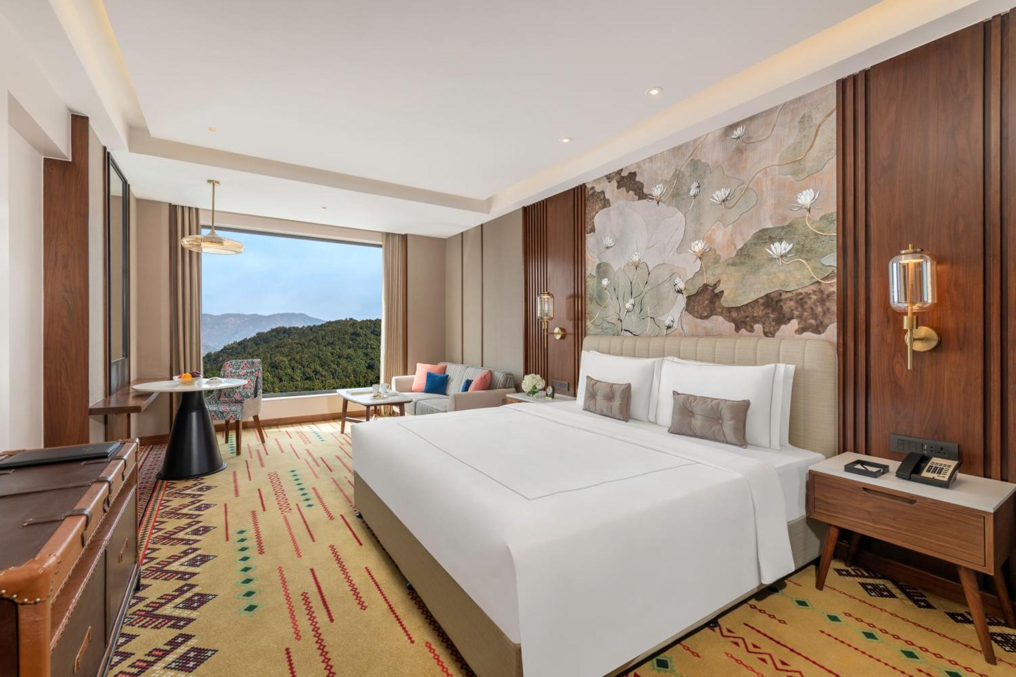 Taj Mussoorie Foothills, Dehradun Hotell Exteriör bild