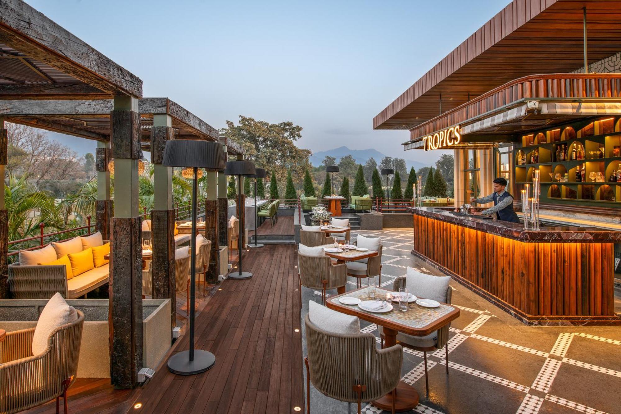 Taj Mussoorie Foothills, Dehradun Hotell Exteriör bild